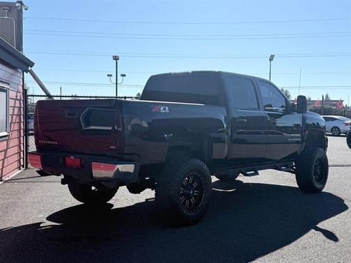 2007 Chevrolet Silverado 1500 LTZ Crew Cab