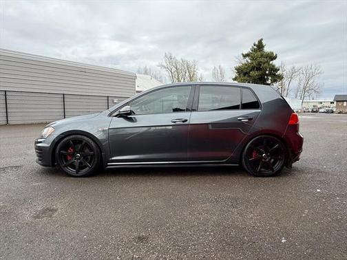 2015 Volkswagen Golf GTI 2.0T SE 4-Door