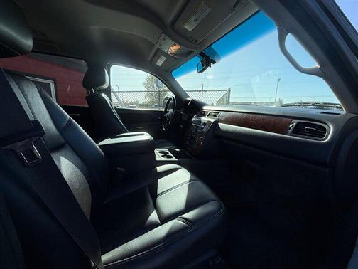 2014 Chevrolet Suburban 1500 LT