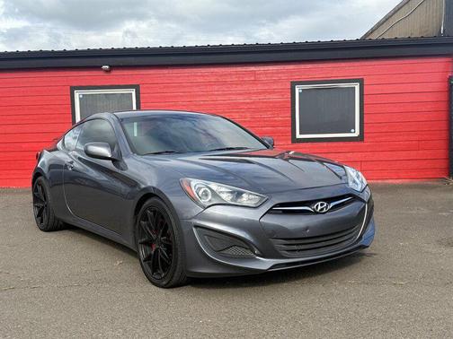 Gray 2013 Hyundai Genesis Coupe 2.0T R-Spec