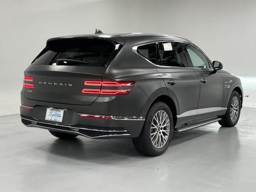 2025 Genesis GV80 2.5T