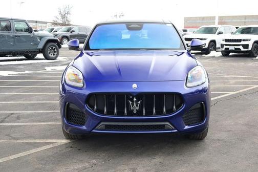 Blu Intenso Metallic 2024 Maserati Grecale GT