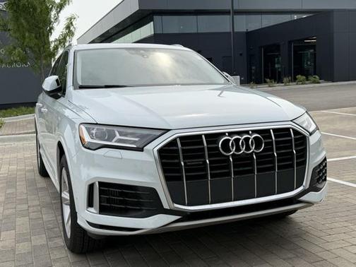 2022 Audi Q7 55 Premium