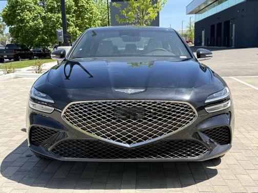2025 Genesis G70 2.5T AWD
