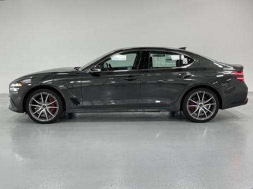 2025 Genesis G70 2.5T AWD