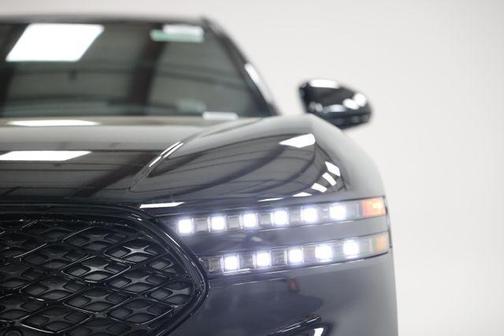 Vik Black 2026 Genesis G90 3.5T E-SC Prestige Black AWD