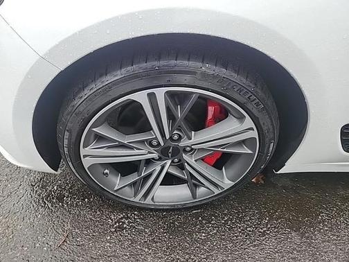 2025 Genesis G70 2.5T AWD