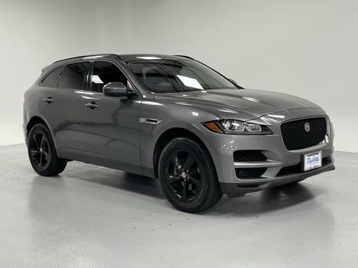 2018 Jaguar F-PACE 25t Premium