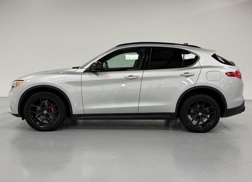 2019 Alfa Romeo Stelvio Sport