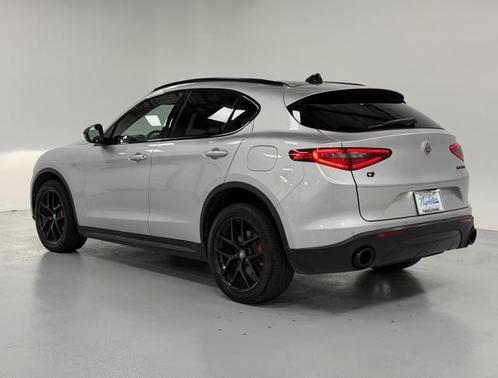 2019 Alfa Romeo Stelvio Sport