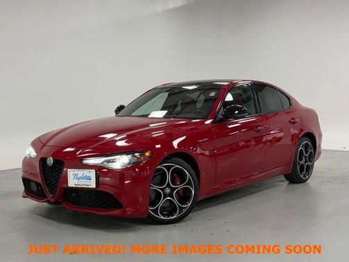 2022 Alfa Romeo Giulia Veloce