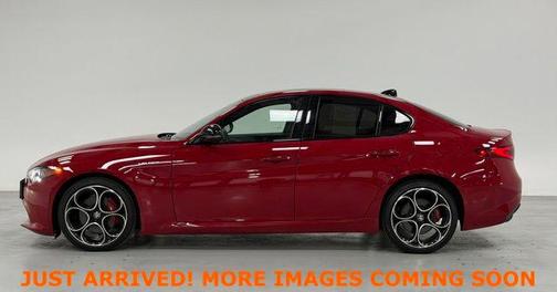 2022 Alfa Romeo Giulia Veloce