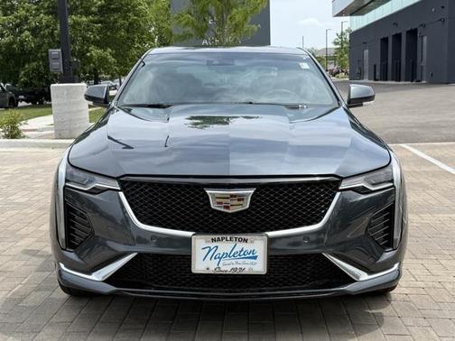 2022 Cadillac CT4 Sport