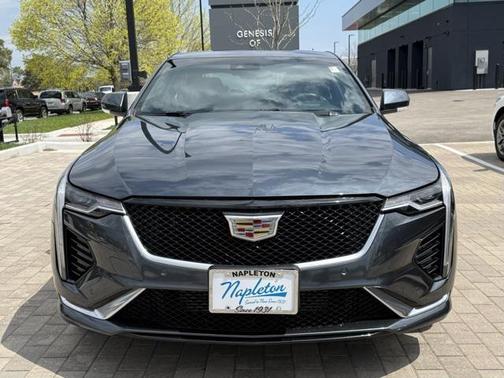 2022 Cadillac CT4 Sport