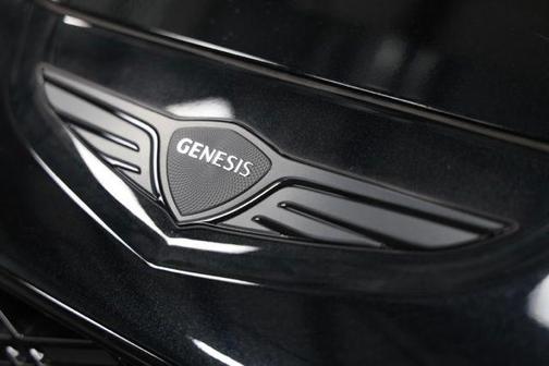 Vik Black 2027 Genesis GV80 3.5T