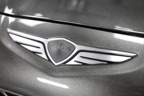Makalu Gray 2026 Genesis G70 2.5T AWD Prestige