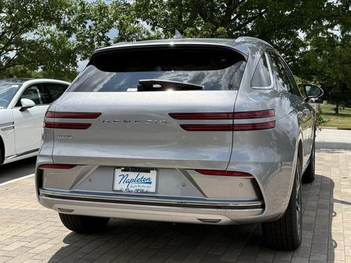 2026 Genesis Electrified GV70 Standard