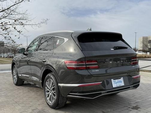 2025 Genesis GV80 2.5T
