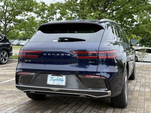 2026 Genesis GV70 2.5T Advanced