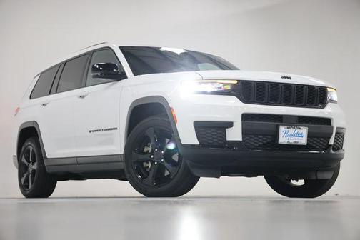 Bright White Clearcoat 2023 Jeep Grand Cherokee L Altitude
