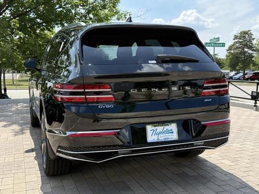 2025 Genesis GV80 2.5T