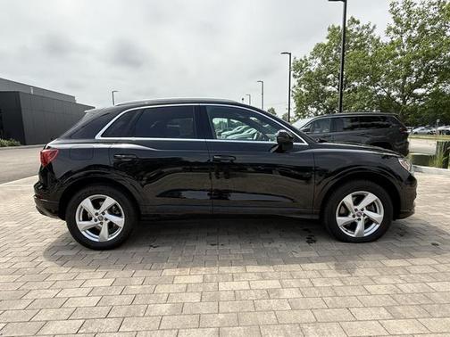 2019 Audi Q3 2.0T Premium Plus