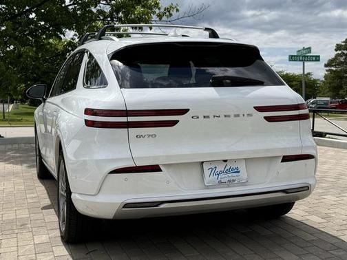 2024 Genesis Electrified GV70 Advanced AWD