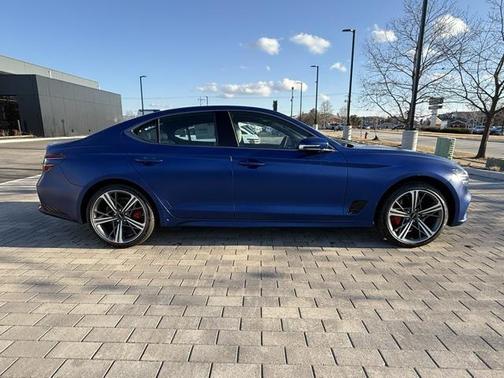 2025 Genesis G70 2.5T AWD