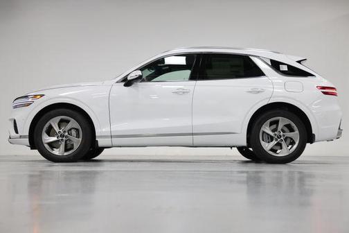 Uyuni White 2026 Genesis GV70 2.5T Advanced