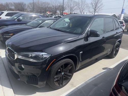 Black Sapphire Metallic 2018 BMW X5 M Base