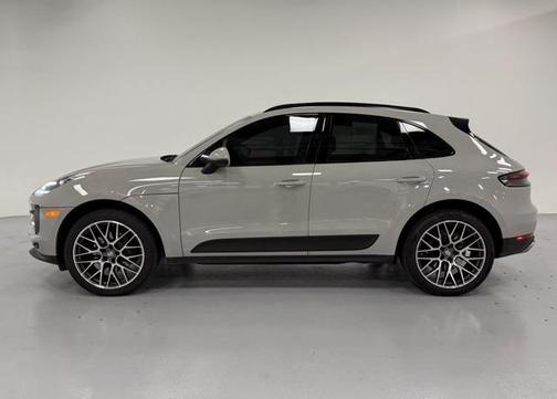 2020 Porsche Macan Base