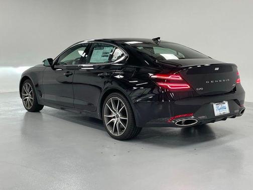 2025 Genesis G70 2.5T AWD