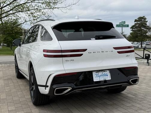 2026 Genesis GV70 2.5T Sport Prestige