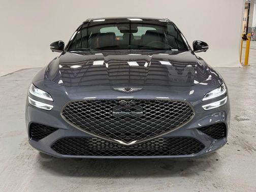 2026 Genesis G70 3.3T Prestige Graphite