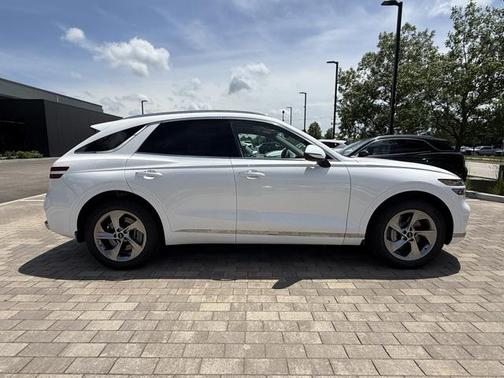 2026 Genesis GV70 2.5T Select