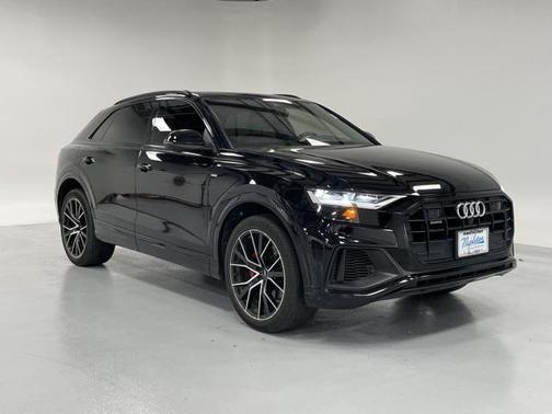 2020 Audi Q8 55 Premium Plus