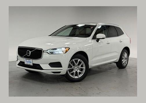 2020 Volvo XC60 T5 Momentum
