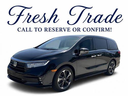 Crystal Black Pearl 2023 Honda Odyssey Elite
