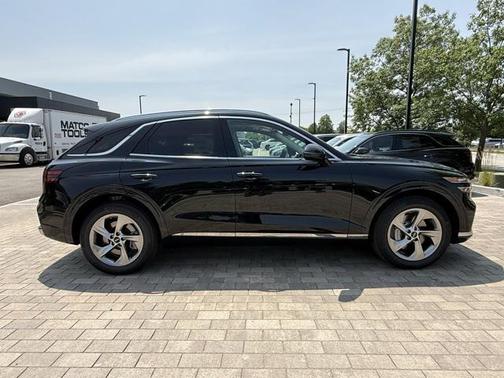 2026 Genesis GV70 2.5T Select