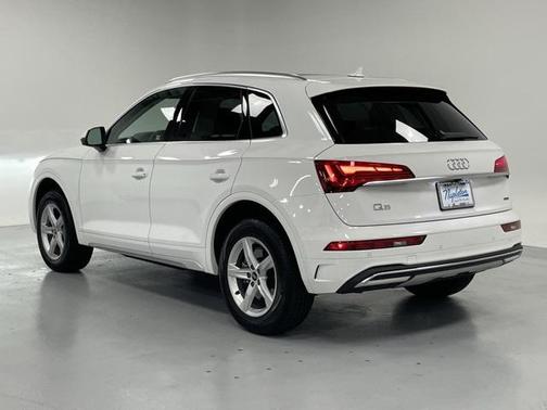 2023 Audi Q5 40 Premium