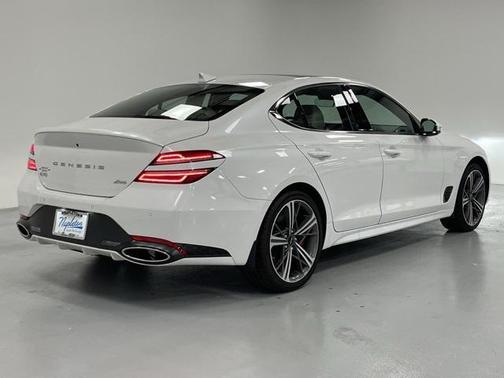 2025 Genesis G70 2.5T AWD