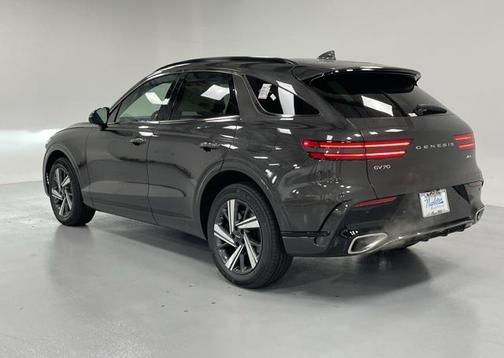 2026 Genesis GV70 3.5T Sport Advanced