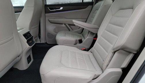 2025 Volkswagen Atlas 2.0T SEL