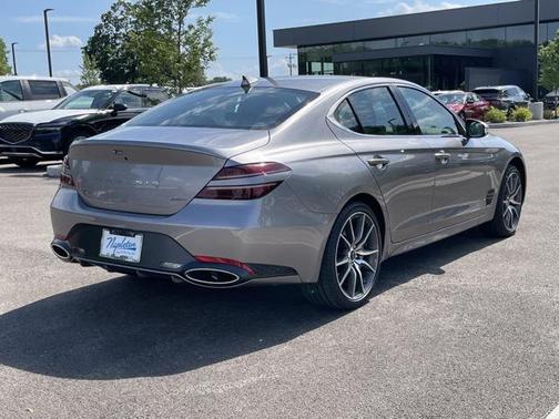 2026 Genesis GV70 2.5T Select