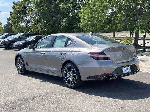 2026 Genesis GV70 2.5T Select