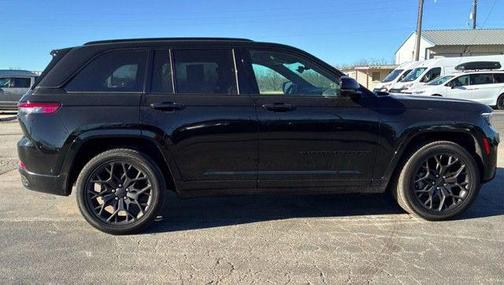 2024 Jeep Grand Cherokee Summit