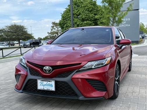2019 Toyota Camry SE