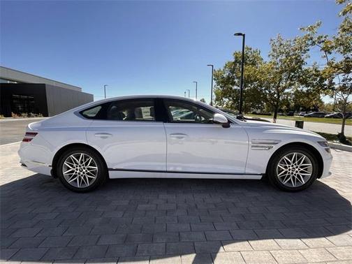 2025 Genesis G80 2.5T AWD