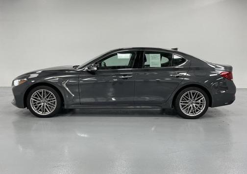 2021 Genesis G70 2.0T AWD