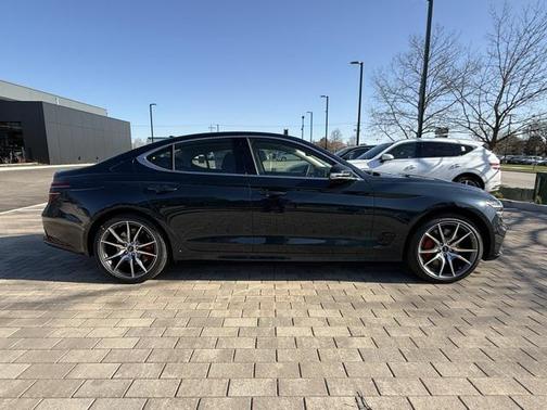 2025 Genesis G70 2.5T AWD